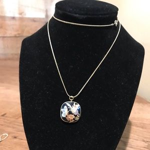 Gold tone cloisonné necklace